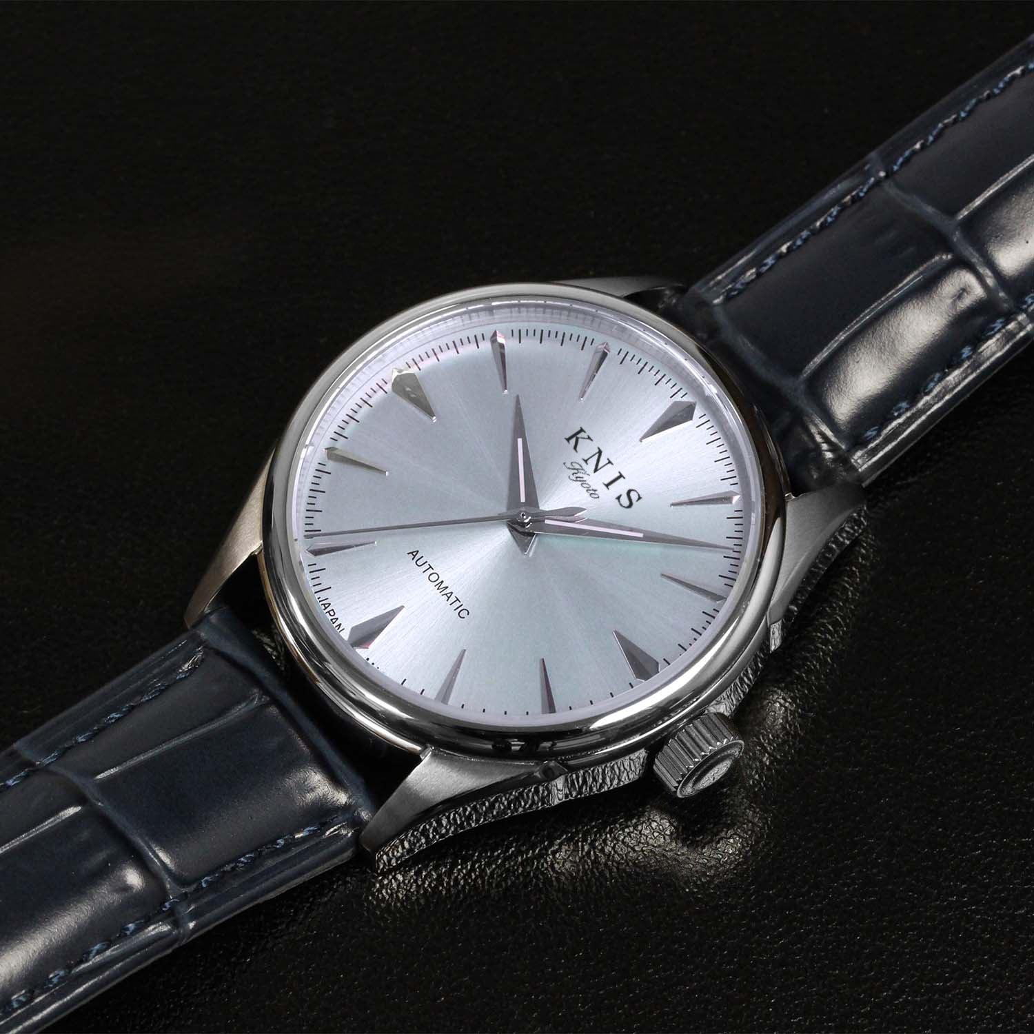 KNIS ニス 自動巻き 腕時計 メンズ サンレイダイアル アイスブルー レザー