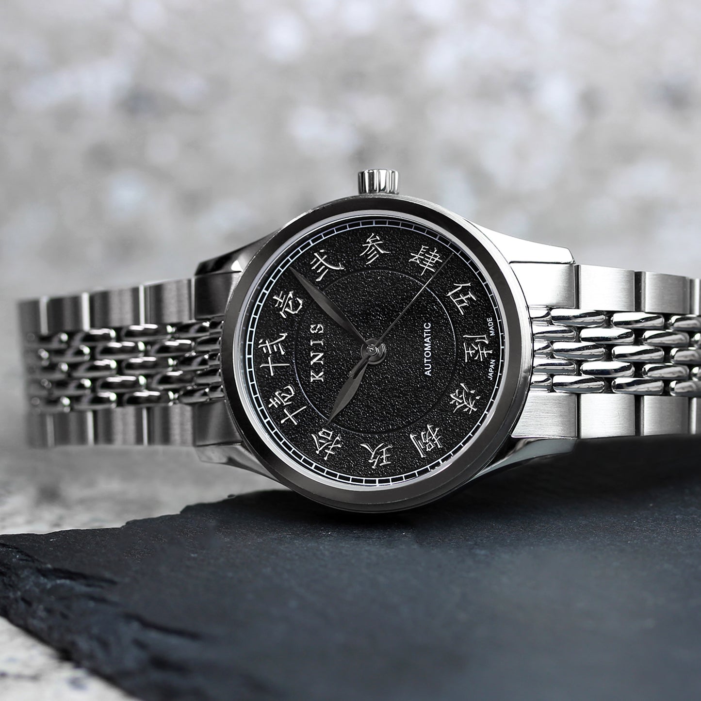 KNIS 刻 -KOKU- 自動巻き 日本製 彫金インデックス ライスブレスレット ブラック 漢字 KN005-KJBKRC