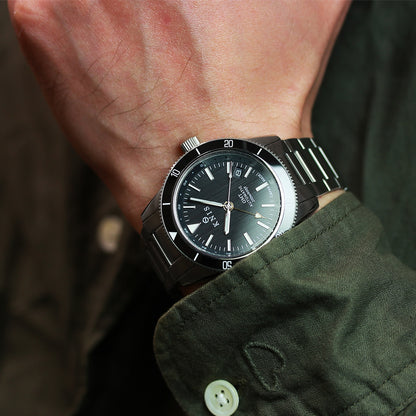 KNIS GMT ダイバーズ 自動巻き 日本製 ステンレスベルト ブラック KN007-BK